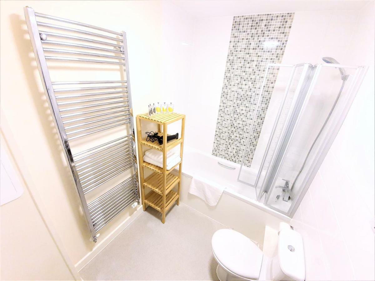 Salford Holiday Apartment Manchester Luaran gambar